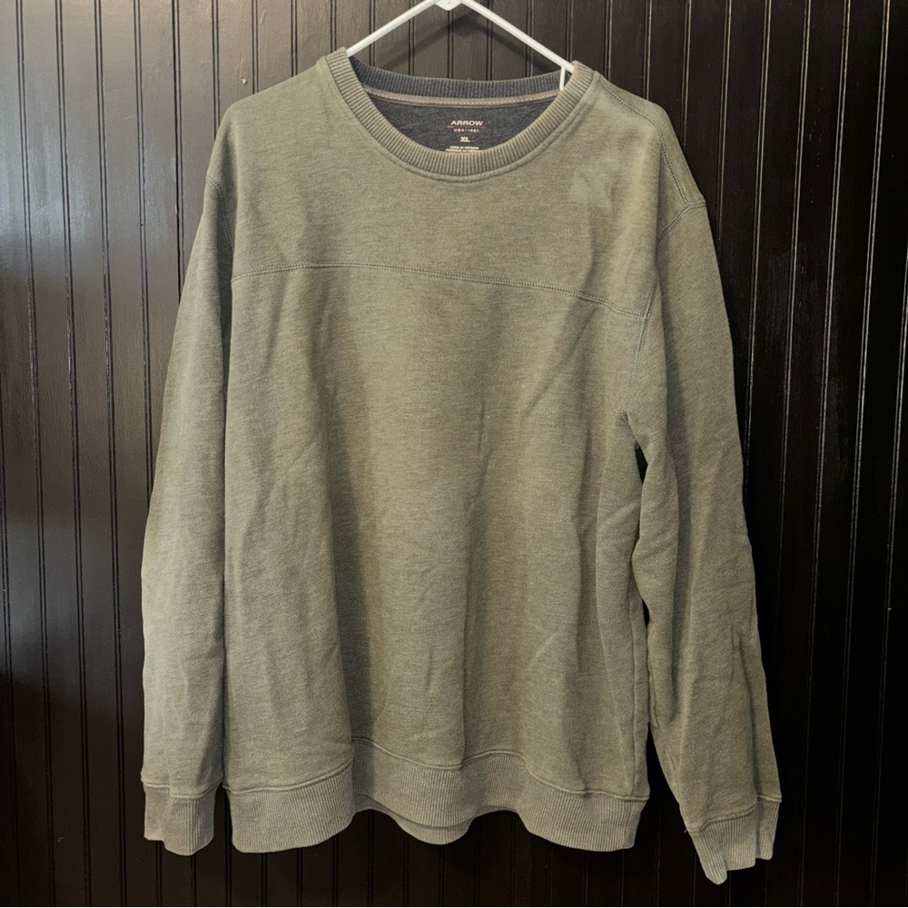 Green Crewneck Sweatshirt (XL)